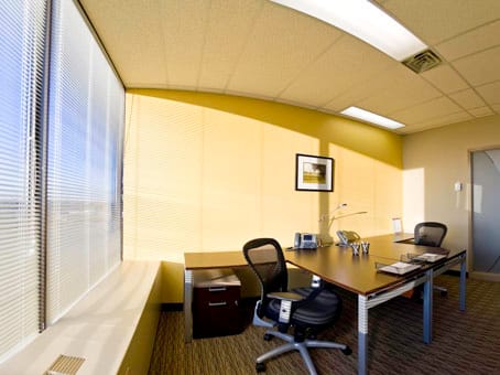 Image 19 of the Regus - Etobicoke - Four Seasons Place - Toronto - ON office