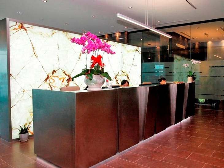 Image 21 of the Regus - Raffles City - Xizang Middle Road, Shanghai office