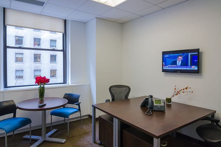 Image 9 of the Helix Workspace - 535 Fifth Avenue - New York - NY office