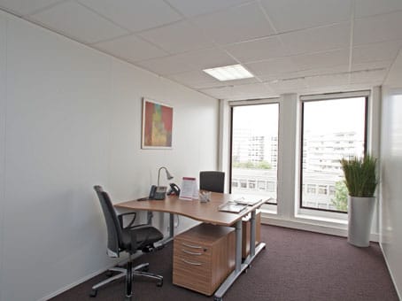 Image 11 of the Regus - Gare de Lyon - 37-39 Avenue Ledru Rollin - Paris office