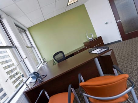 Image 17 of the Regus - MET Building - S. Fourth Street - Louisville - KY office