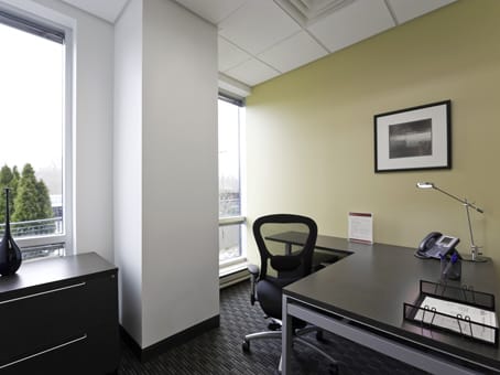 Image 14 of the Regus - Ormsby III - Forest Green Blvd - Louisville - KY office