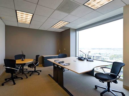 Image 16 of the Regus - John Wayne Airport - MacArthur Court - Newport Beach office