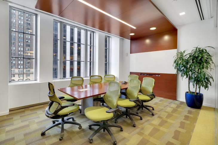 Image 9 of the Carr Workplaces - Central Park - 745 Fifth Avenue - New York - NY office