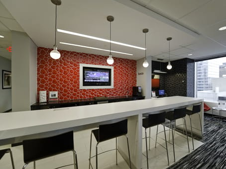 Image 21 of the Regus - 151 Yonge Street - Toronto - ON office