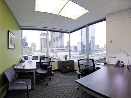 Image 13 of the Regus - 151 Yonge Street - Toronto - ON office