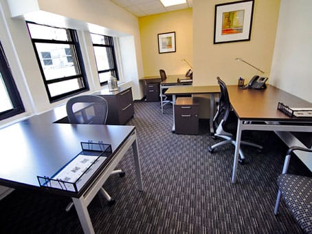 Image 17 of the Regus - 275 Seventh Avenue - Fashion District - New York - NY office