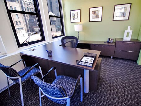 Image 18 of the Regus - 275 Seventh Avenue - Fashion District - New York - NY office