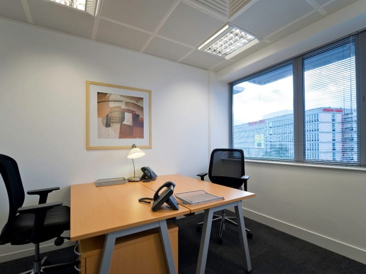 Image 16 of the Regus - The Pinnacle, Central Court - Station Way, RH10 - Crawley office