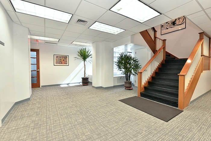 Image 24 of the NYC Office Suites - 733 3rd Avenue - Manhattan - NY office