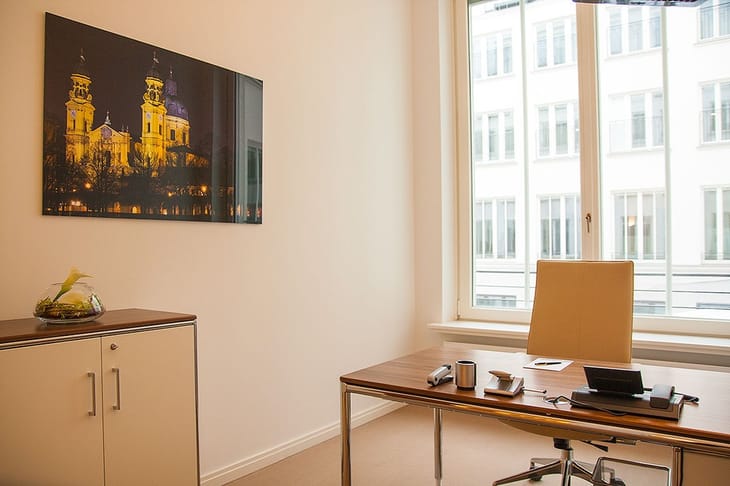 Image 51 of the Contora Office - Opera Palace - Maximilianstrasse 2 - Munich office