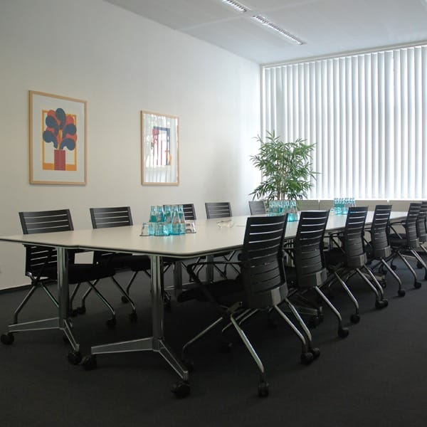 Image 17 of the Plug and Work (Regus) - Friedrich-Ebert-Anlage 36 - Frankfurt office