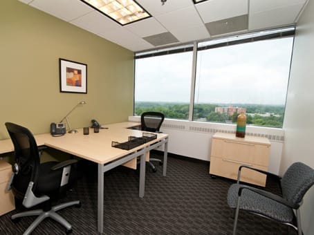 Image 17 of the Regus - Metro Plaza II - Colesville Road - Silver Spring - MD office