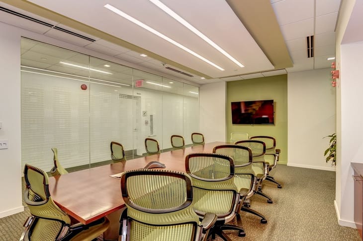 Image 11 of the Carr Workplaces - Clarendon - 3033 Wilson Boulevard - Arlington - VA office