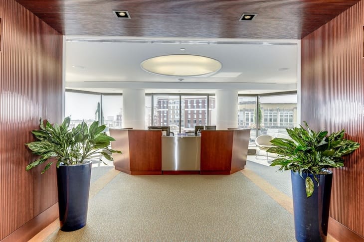 Image 16 of the Carr Workplaces - Clarendon - 3033 Wilson Boulevard - Arlington - VA office