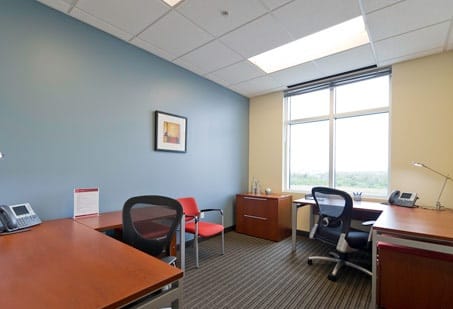 Image 10 of the Regus - Sun Life - 3250 Bloor Street - Etobicoke - Toronto - ON office