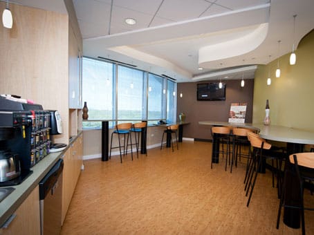 Image 22 of the Regus - Commerce Dr - Oakbrook office