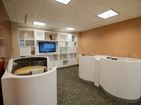 Image 17 of the Regus - 200 South Wacker Drive - Chicago - IL office