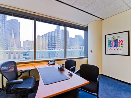 Image 15 of the Regus - North LaSalle Center - Chicago office