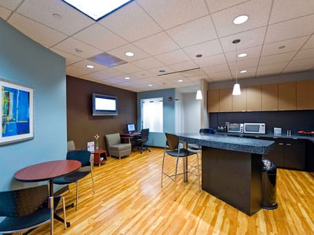 Image 25 of the Regus - Regency Towers Center - Oakbrook office