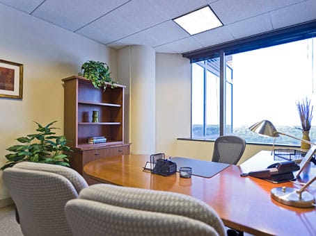 Image 23 of the Regus - 1600 Corporate Center - Rolling Meadows office