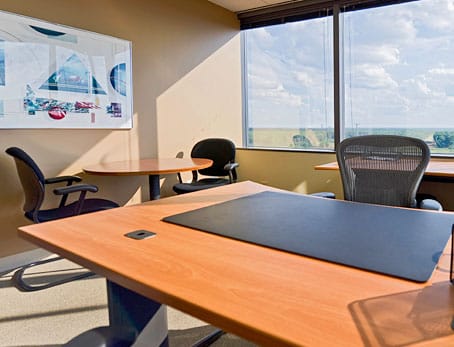 Image 18 of the Regus - 1600 Corporate Center - Rolling Meadows office