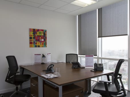 Image 12 of the Regus - Trump Towers - Mecidiyeköy Yolu Cad 12 - Ku&#351;tepe Mah -Kagithane - Istanbul office