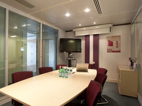 Image 17 of the Regus - Avenue Charles de Gaulle 168 - Cedex - Neuilly sur Seine office