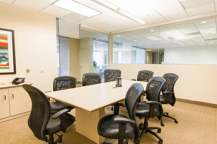 Image 8 of the Premier Workspaces - OAK - Oakland - CA - Lake Merritt Plaza - Harrison Street office