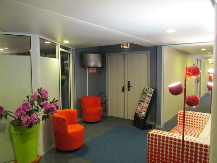 Image 6 of the SNC Leaders - 2 rue Troyon - Sevres - Ile de France office