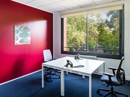 Image 16 of the Regus (Stop and Work)- 3 Rue Paul Tavernier - Fontainebleau office