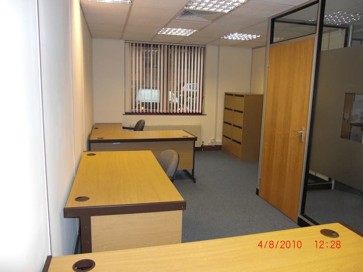 Image 7 of the Omega House - Bellfield Rd West, HP13 - High Wycombe office