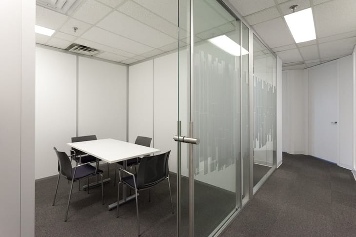 Image 11 of the Greater Toronto Executive Centre - 2800 Skymark Avenue - Mississauga - ON office