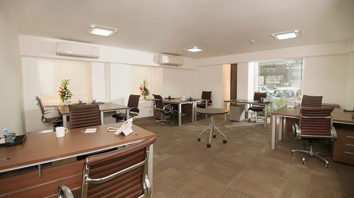 Image 42 of the Fazlani Business Centre - Ismail Building - D N Road - Mumbai office