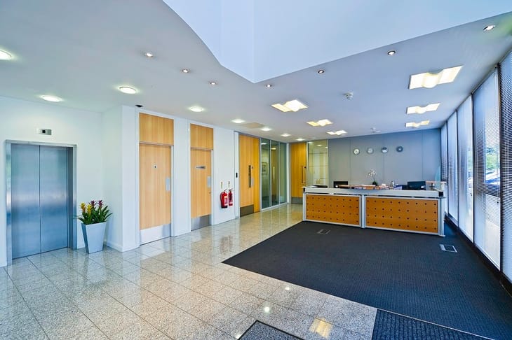 Image 12 of the Regus - Abbey House - Arlington Business Park, RG7 - Reading office