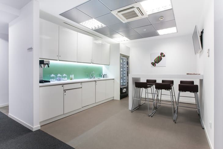 Image 12 of the Regus - Madrid Colon - Paseo de la Castellana 18 - Salamanca - Madrid office