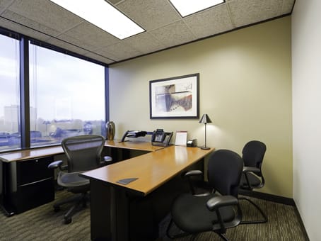 Image 13 of the Regus - Commerce Plaza Center - Overland Park office