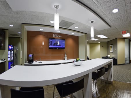 Image 17 of the Regus - Commerce Plaza Center - Overland Park office