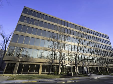 Image 9 of the Regus - Corporate Woods Center - Overland Park office