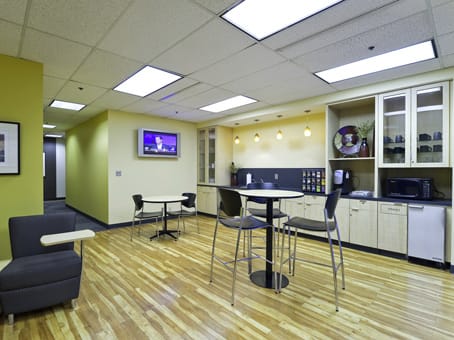 Image 15 of the Regus - Corporate Woods Center - Overland Park office