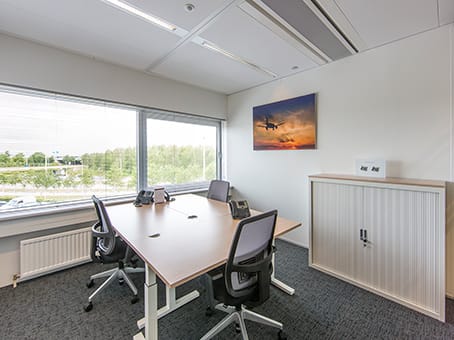 Image 13 of the Regus - Schiphol Airport - The Base B - Evert van de Beekstraat 104 - Schiphol office