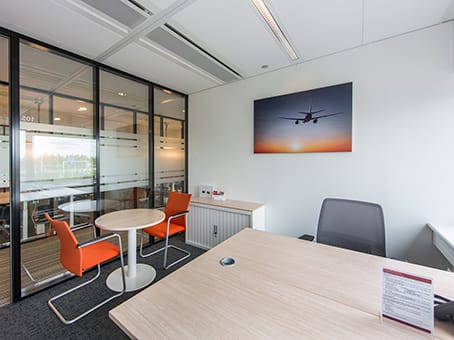 Image 15 of the Regus - Schiphol Airport - The Base B - Evert van de Beekstraat 104 - Schiphol office