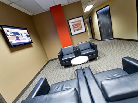 Image 14 of the Regus - Crosswoods Center - Worthington office