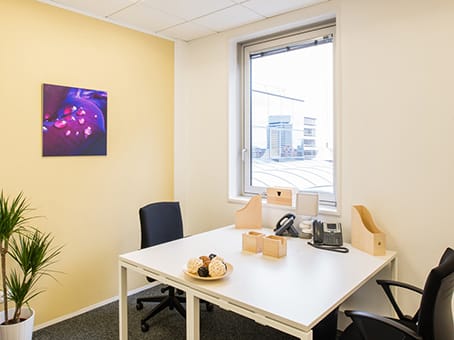 Image 13 of the Regus - Cergy-Stop & Work Cergy - 4-6 rue des Chauffours - Cergy office