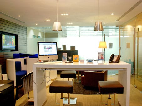 Image 19 of the Regus - One IFC - Harbour View Street - Central - Hong Kong office