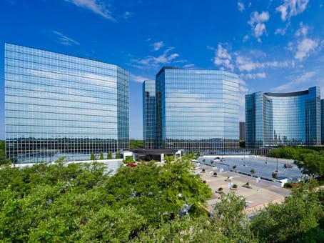 Image 13 of the Regus - III Lincoln Center - Dallas office