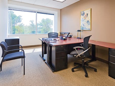 Image 13 of the Regus - Executive Plaza Center - 2010 Corporate Ridge - McLean - VA office