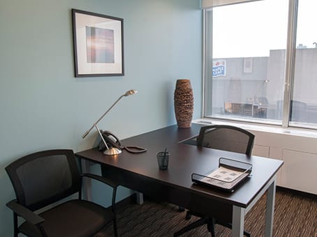 Image 13 of the Regus - 2 St Clair Ave W - Toronto, ON office