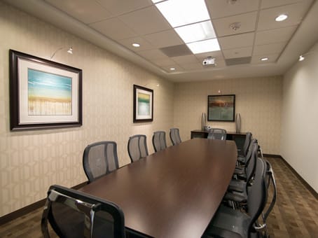 Image 22 of the Regus - 2950 N Loop West - Houston, TX office