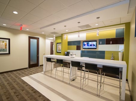 Image 17 of the Regus - 2950 N Loop West - Houston, TX office